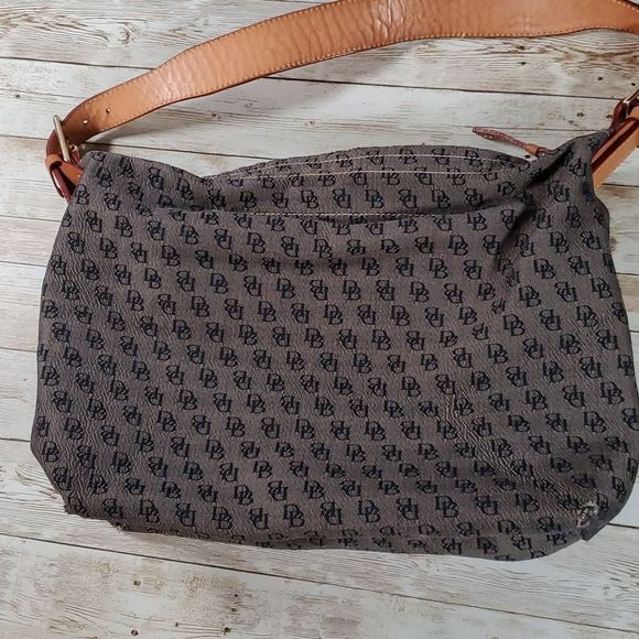 Dooney & Bourke Signature Logo Initial Grey Black Cloth Purse Leather Strap - Picture 9 of 16